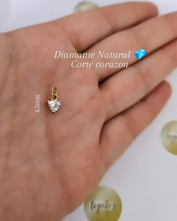 Dije Diamante Natural corte corazón 4.5mm (0.30cts)