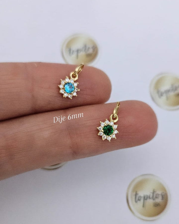 Dije flor 6mm zircones