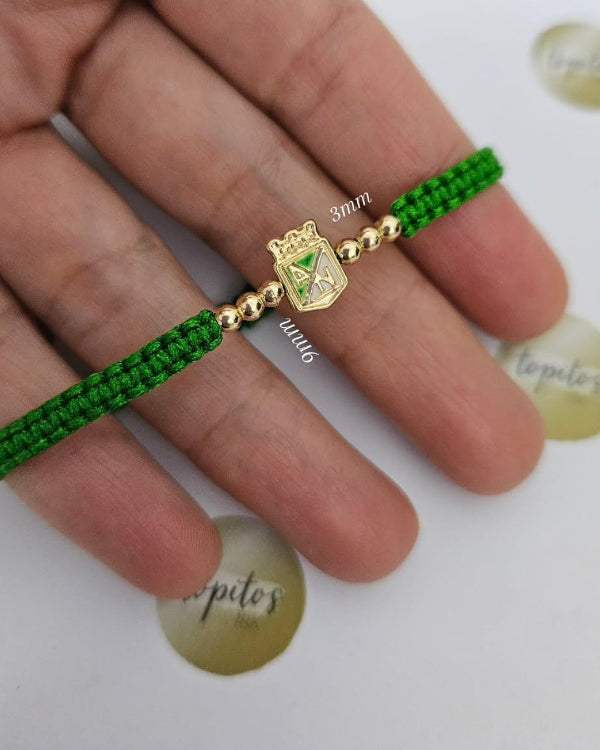Pulsera Atlético Nacional, escudo 9mm y bolas 3mm