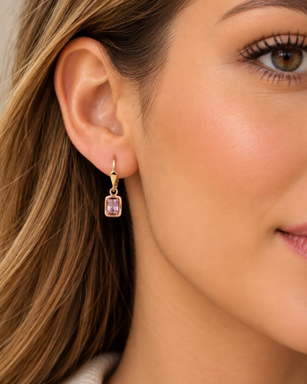 Aretas bambalinas 2.2cm, con zircon suizo rosado, oro 18k ley 750