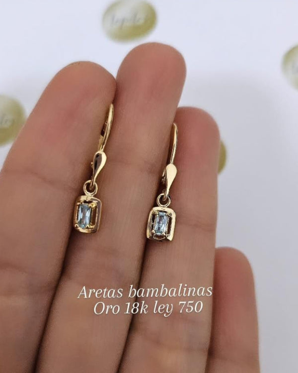 Aretas bambalinas 2cm, zircon suizo azul claro, oro 18k ley 750