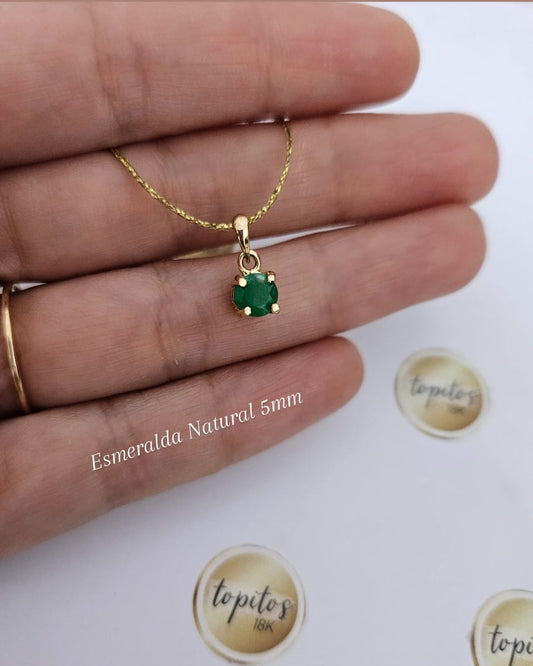 Dije macizo con Esmeralda Natural, caja tipo Cartier 5.2mm