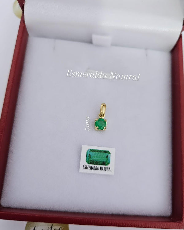 Dije Esmeralda Natural 5mm, macizo oro 18k ley 750