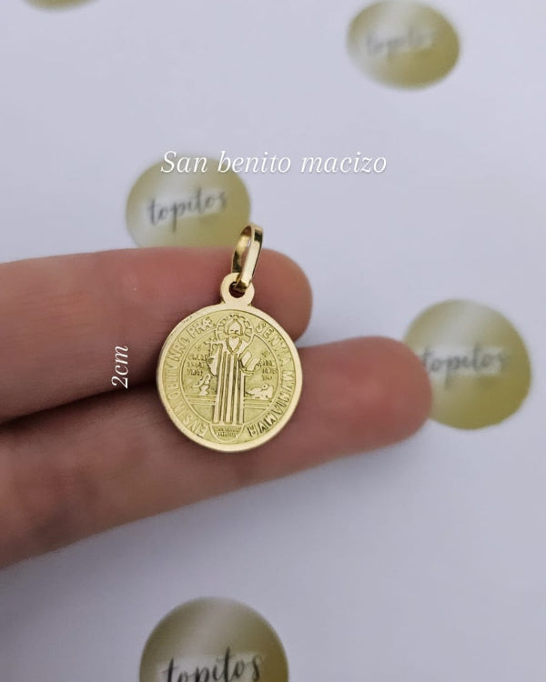Dije San Benito macizo 2cm, oro 18k ley 750
