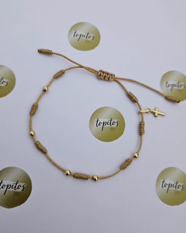 Pulsera 7 nudos con bolas 3mm lisas y dije cruz